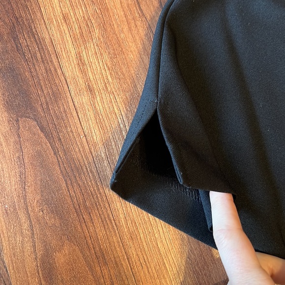 Black skirt with blinged zipper - Picture 5 of 8